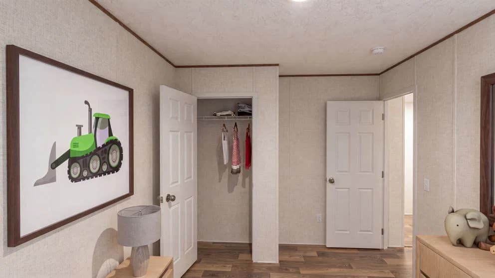 Tejas oak interior home features