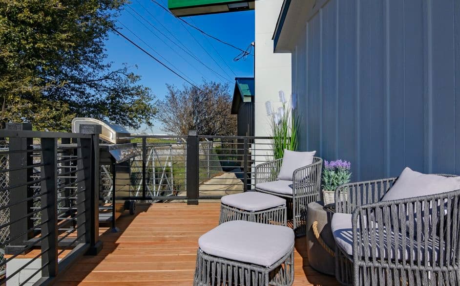 Starling d40ep8 exterior home features