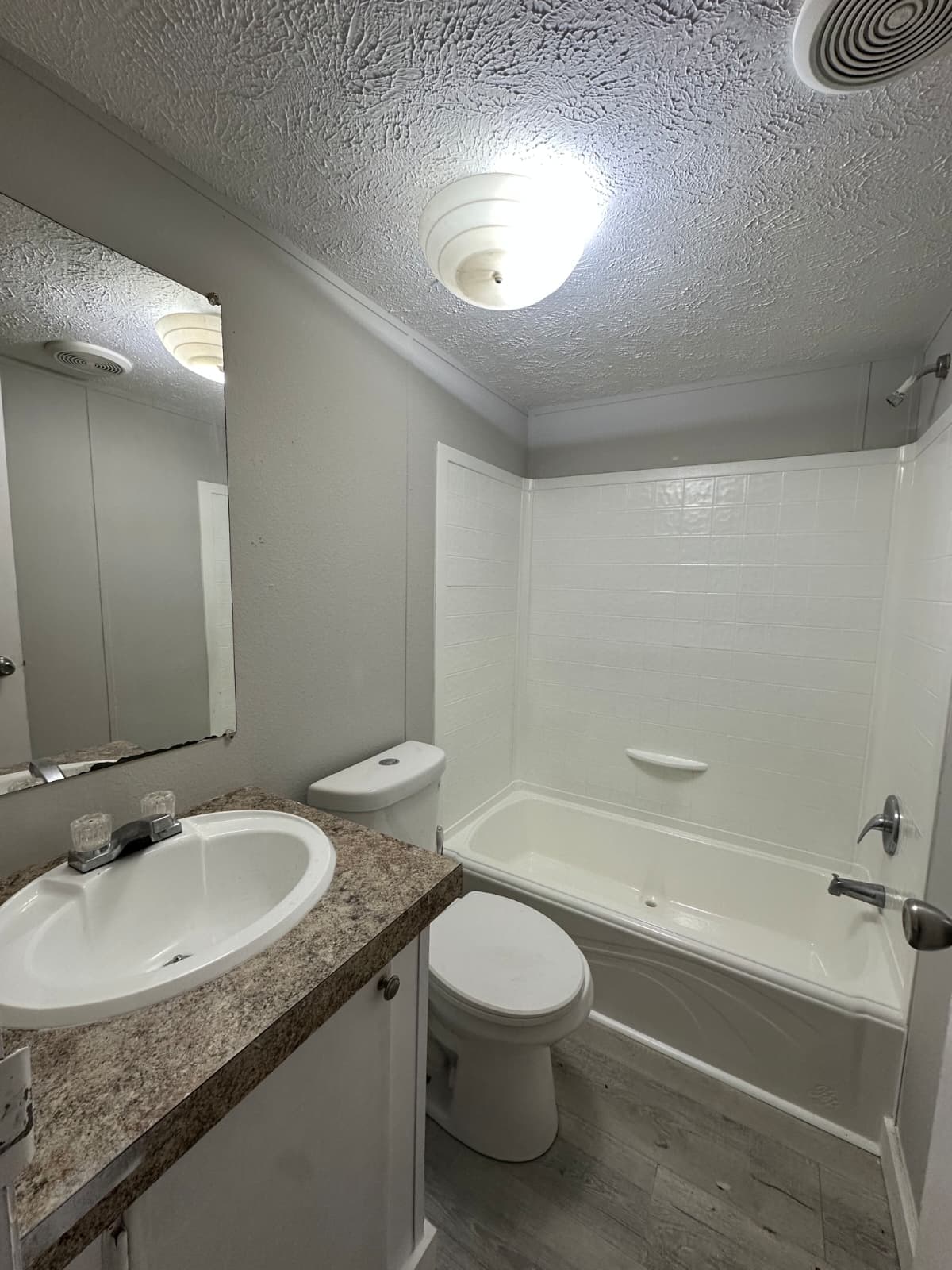 2014, 16x76, set in park, new caney, $6,000 down (pre-owned)  home features