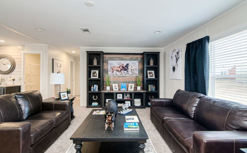 Bandera 3356 interior home features