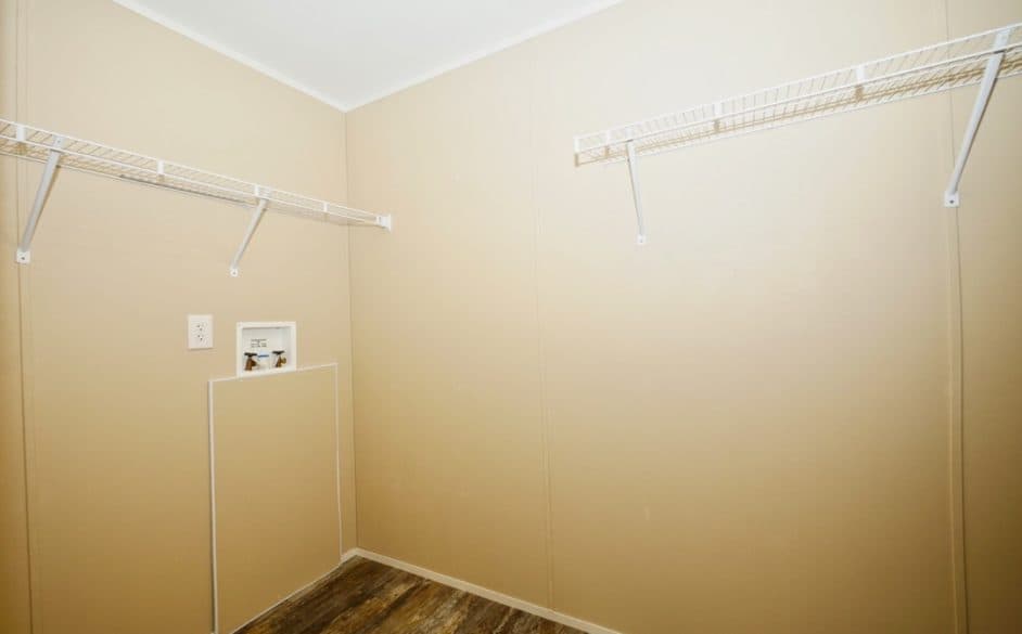 Park forest 323 interior home features