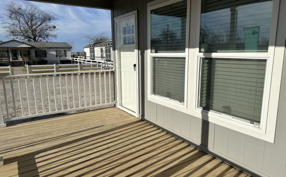 Radiant d46dp8 exterior home features