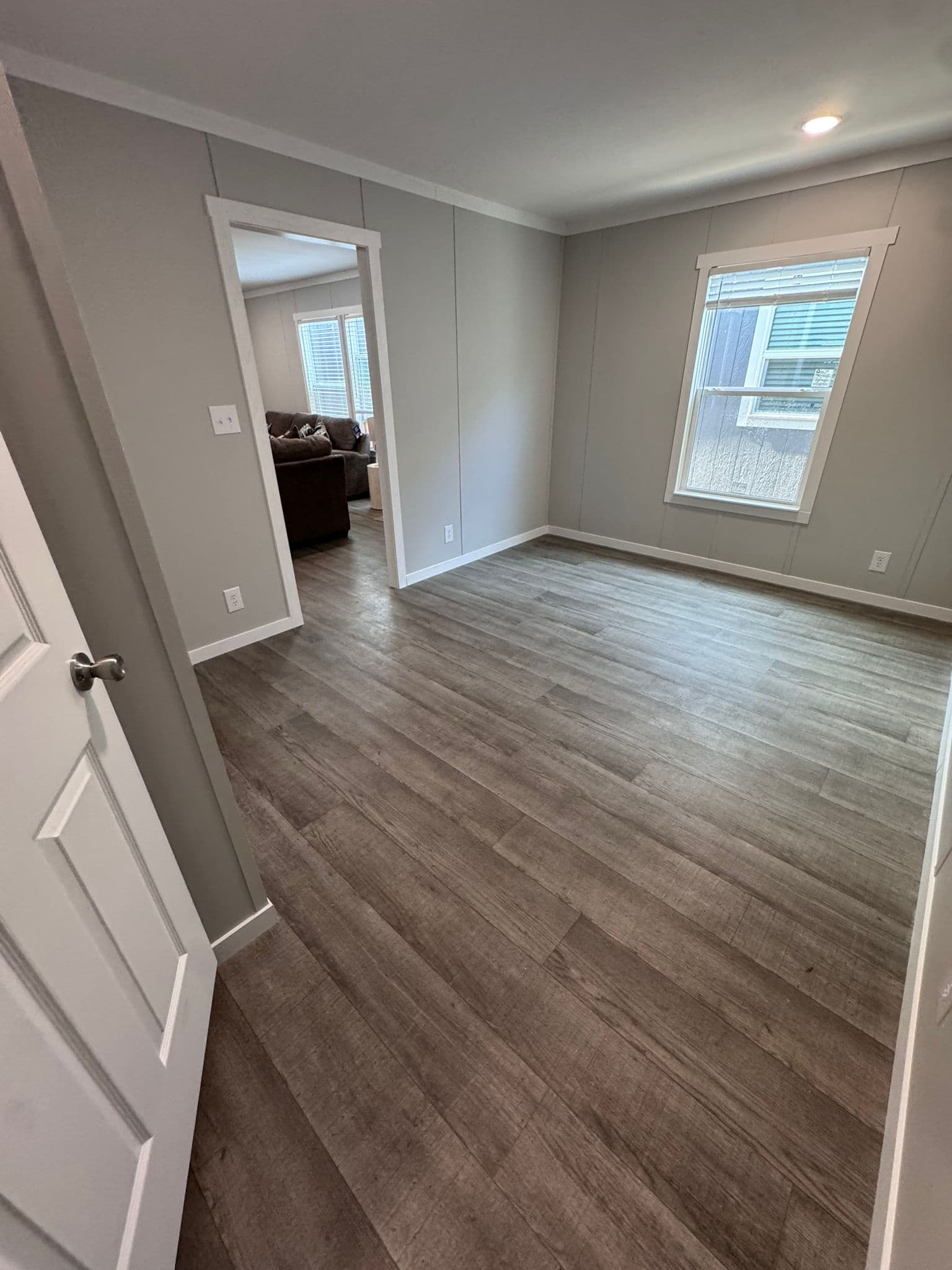 Vela 9456  home features