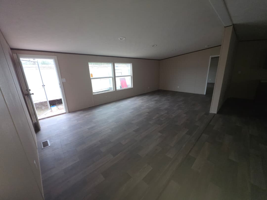 2020 tru triumph (pre-owned) interior home features