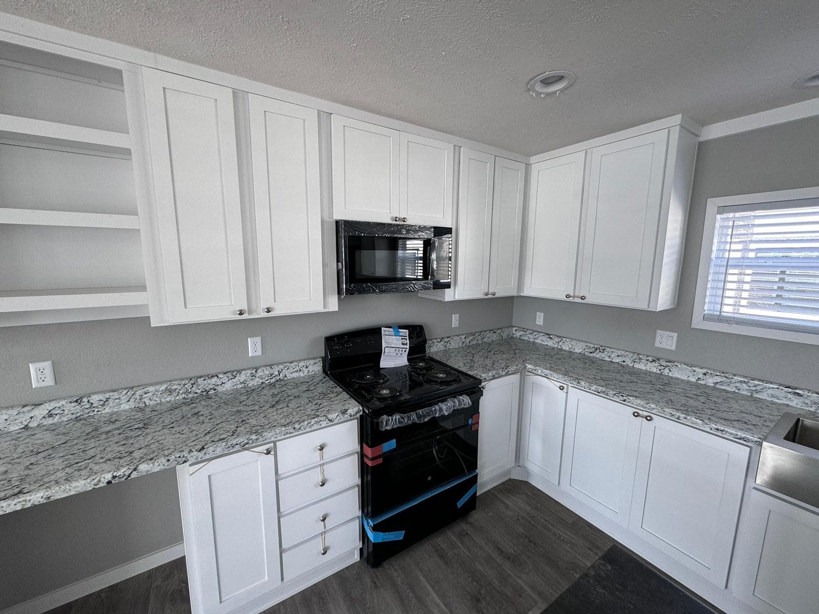 The sherman   home features