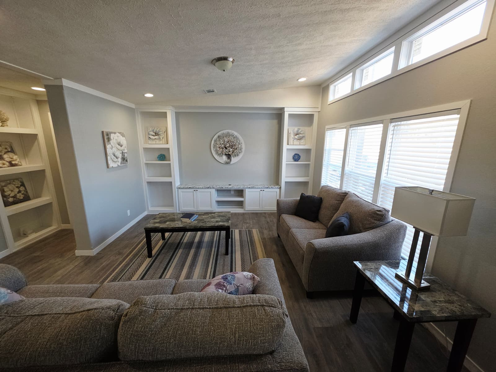 The sherman   home features