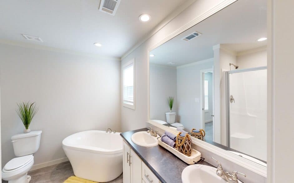 Trilliant 5806 bathroom home features