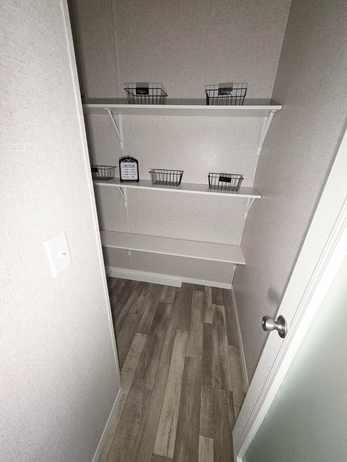 2024 palm harbor - like new!!! (pre-owned)  home features