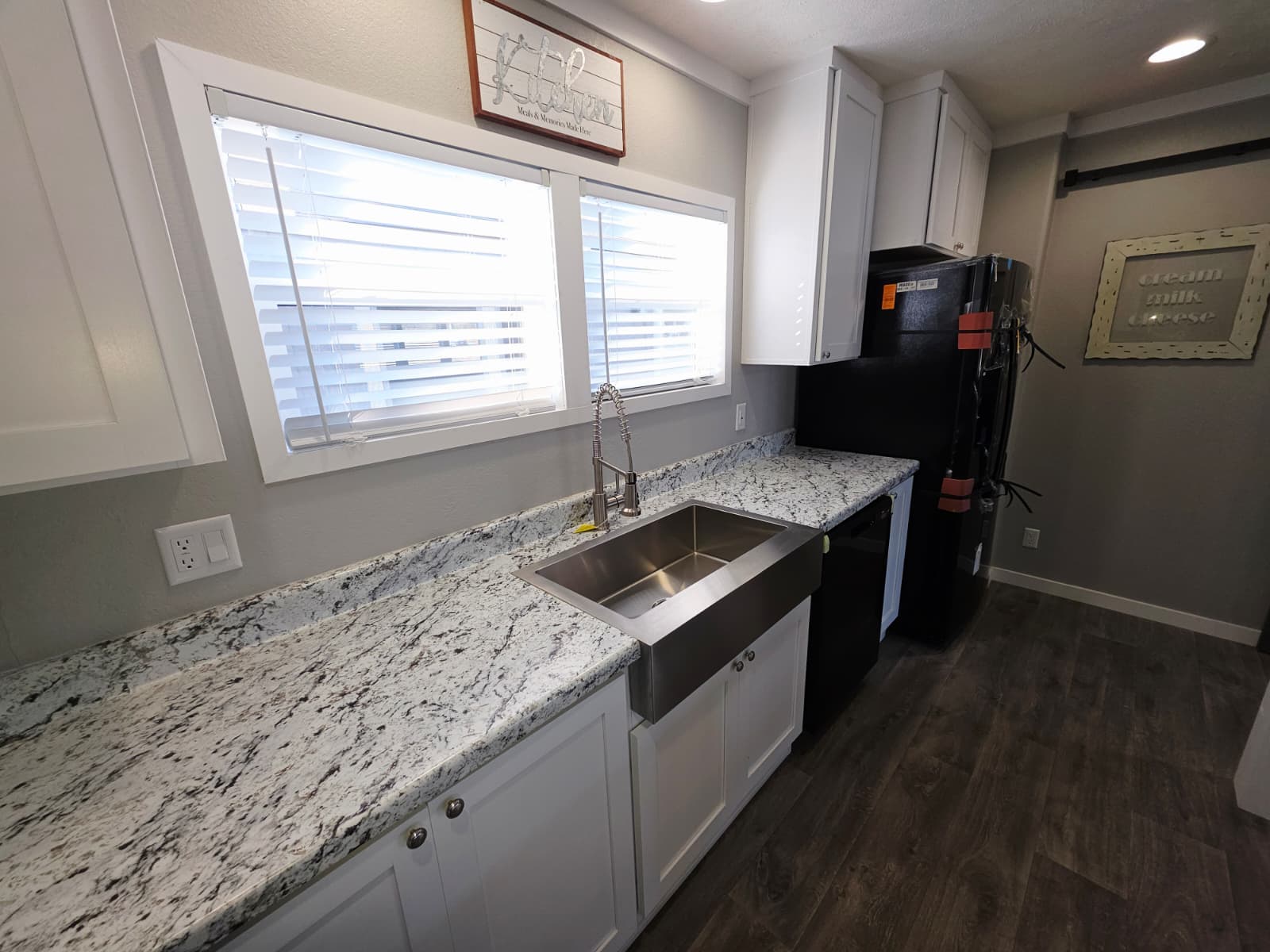 The sherman   home features