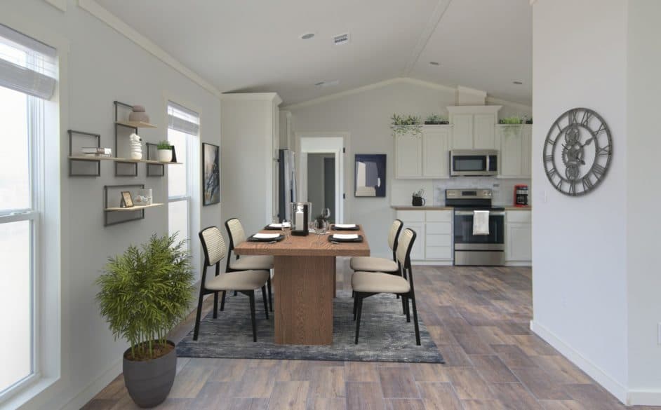 Sapphire 5863 interior home features