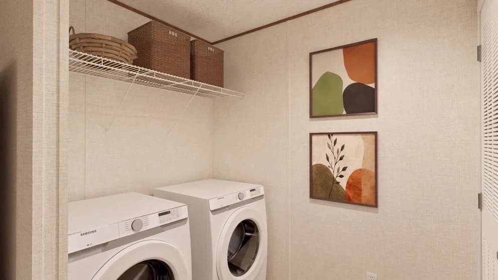 Magnolia interior home features