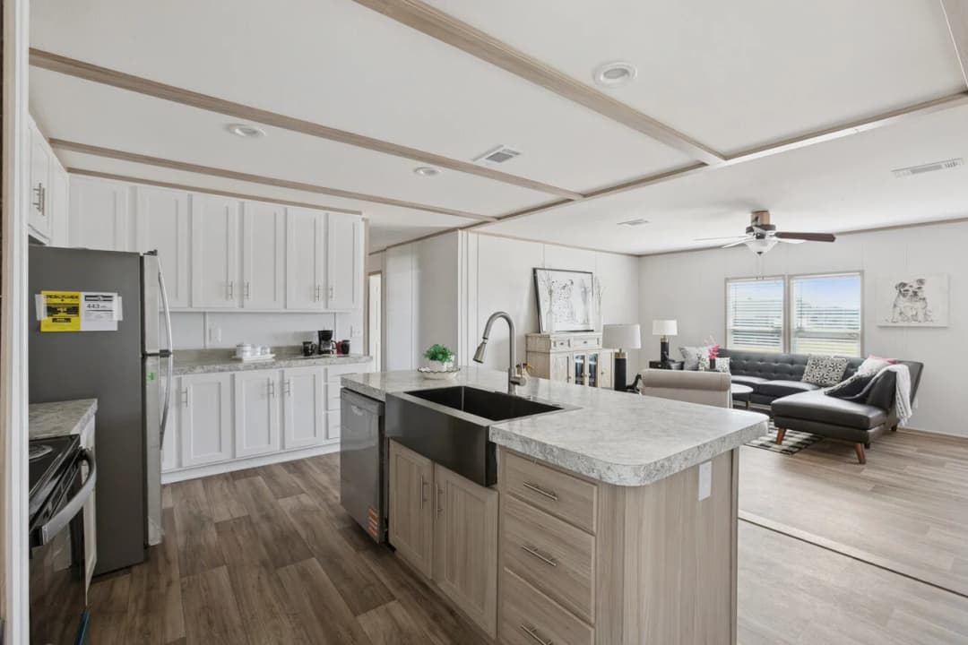 Pinnacle 28603p kitchen home features