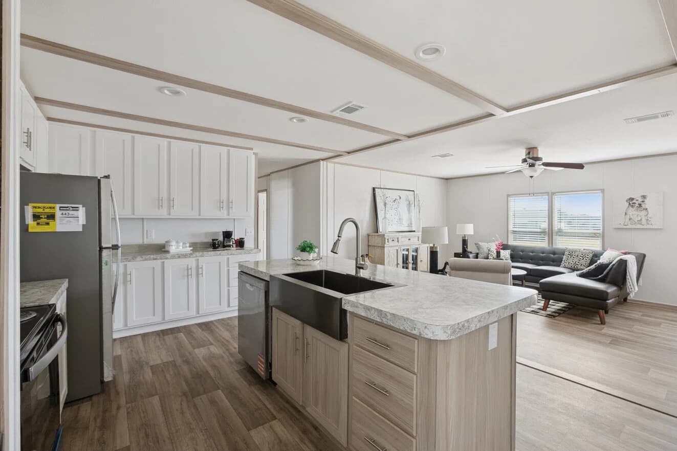 Pinnacle 28603p kitchen home features