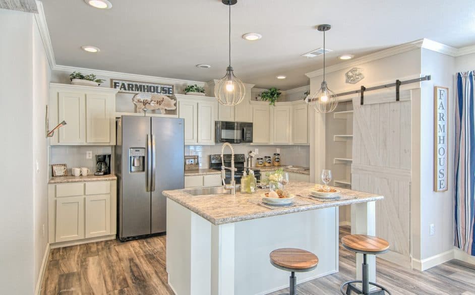 Magnolia 6360 kitchen home features