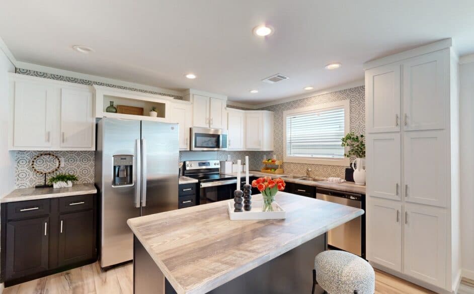 Emerald r48f kitchen home features