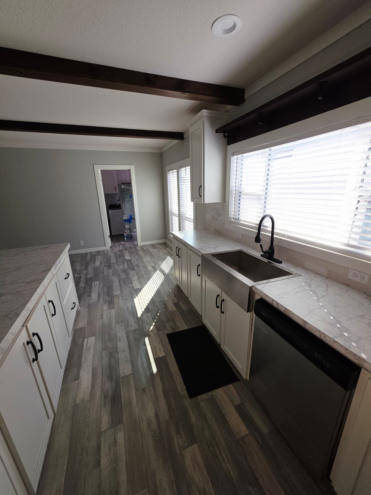 2024 palm harbor - like new!!! (pre-owned)  home features