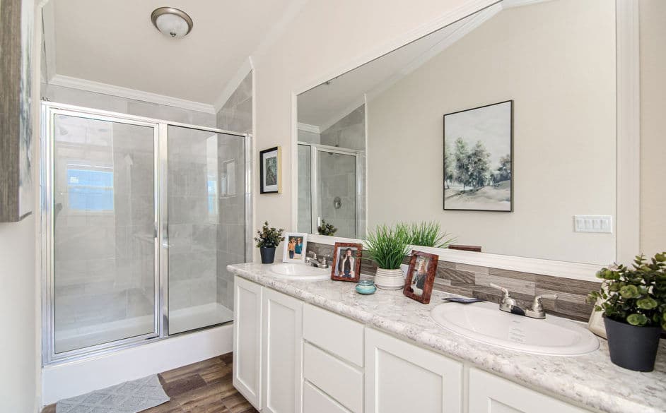 Eagle j56fp8 bathroom home features