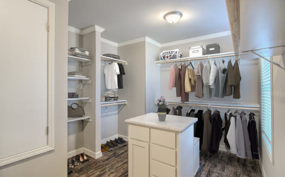 Boerne 5067 bedroom home features