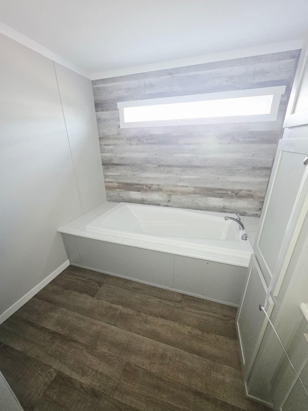 Scorpio 9469  home features