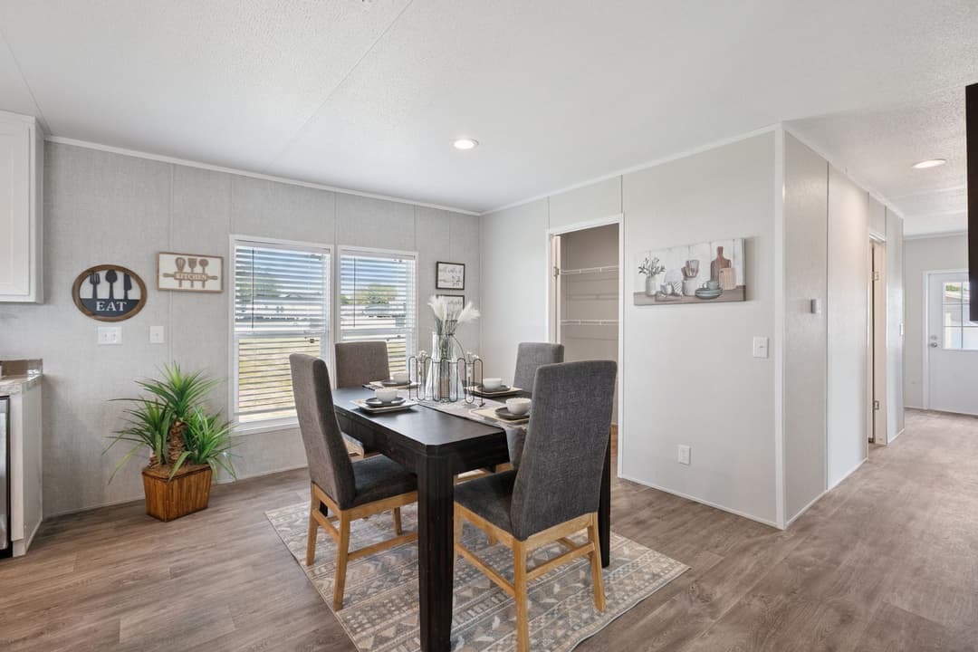 Trailblazer interior home features