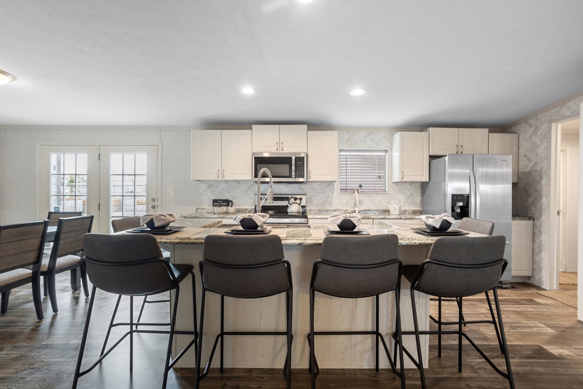 Heritage h-3272-43a interior home features