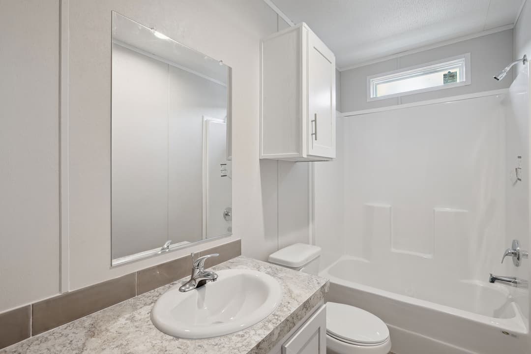 Valuhomes limited 28724p  interior home features