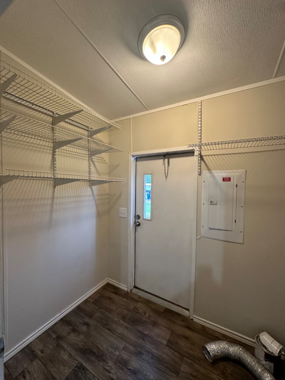 $62,900, owner financing $5,000 down, year 2012, 16x76, set in park - conroe (pre-owned)  home features