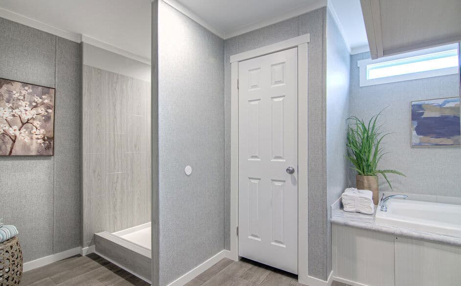 Trailblazer t76b bathroom home features