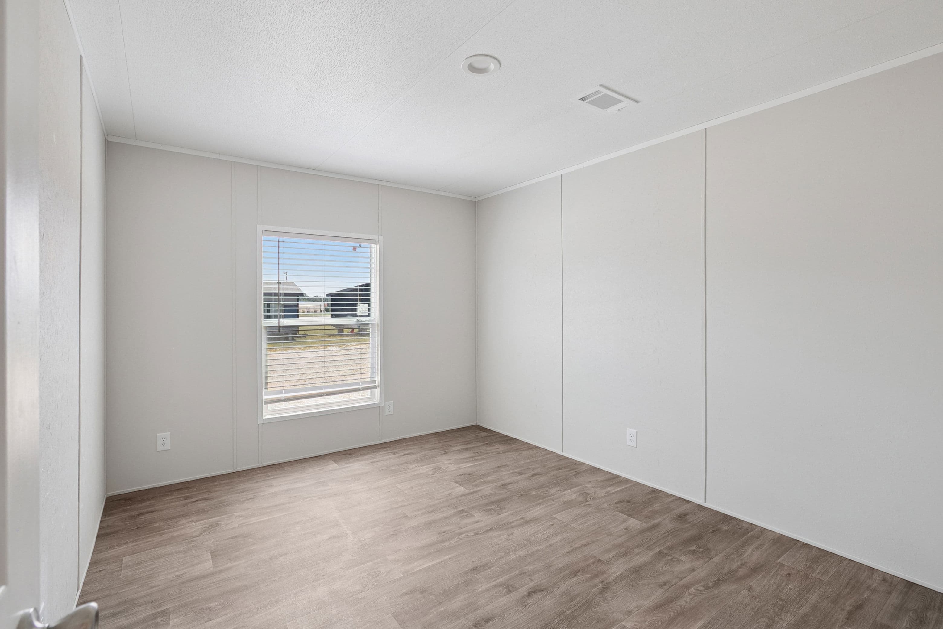 Trailblazer interior home features