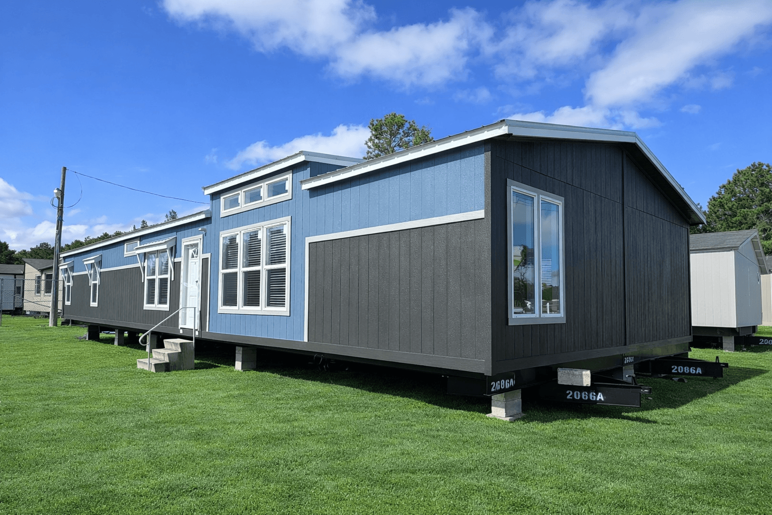 The sherman   home features