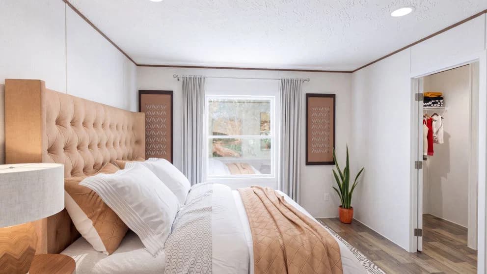 Hickory bedroom home features