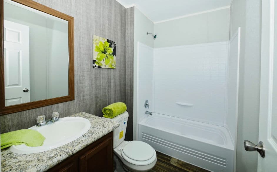 Gemini 9260 bathroom home features