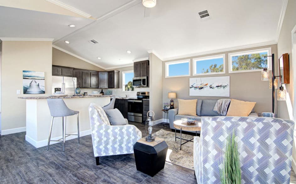 Eagle j56fp8 interior home features