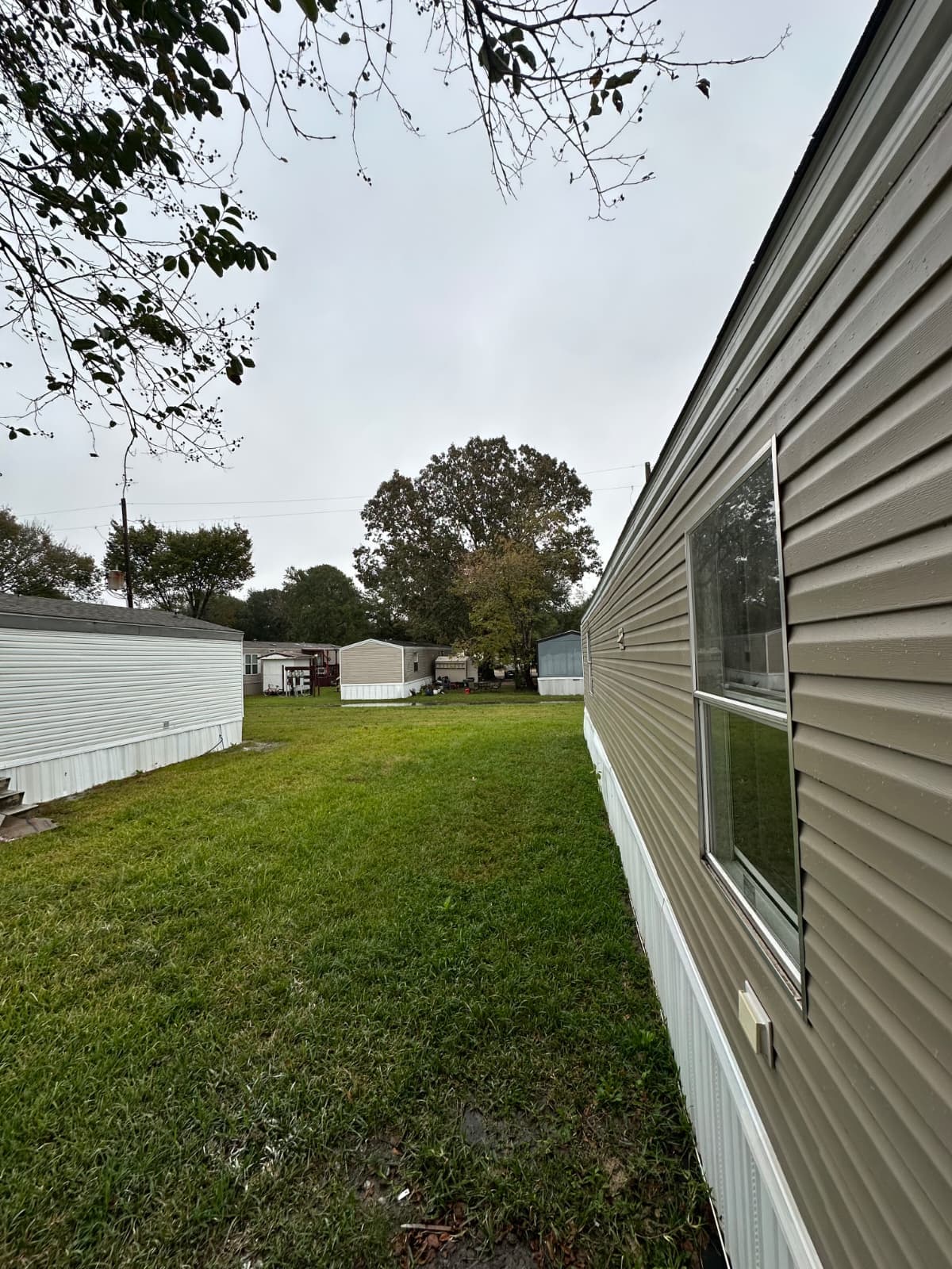 2014, 16x76, set in park, new caney, $6,000 down (pre-owned)  home features