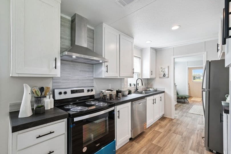 Valor 16763n  kitchen home features