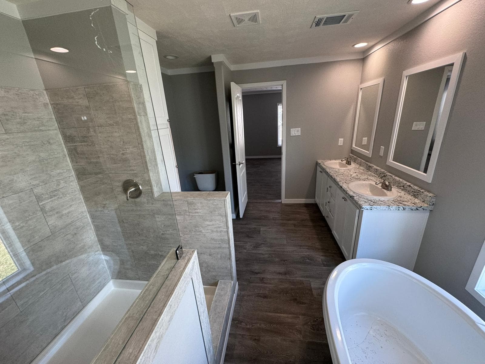 The sherman   home features