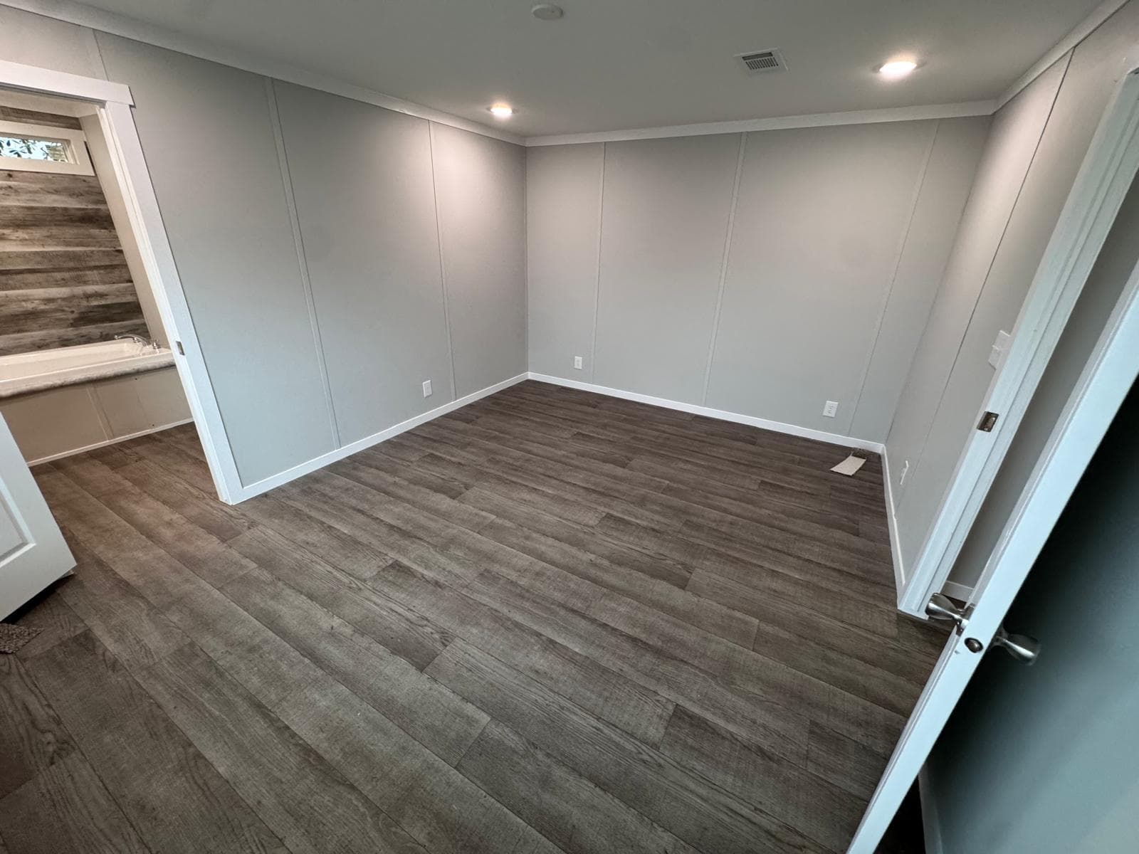 Del canto 231  home features