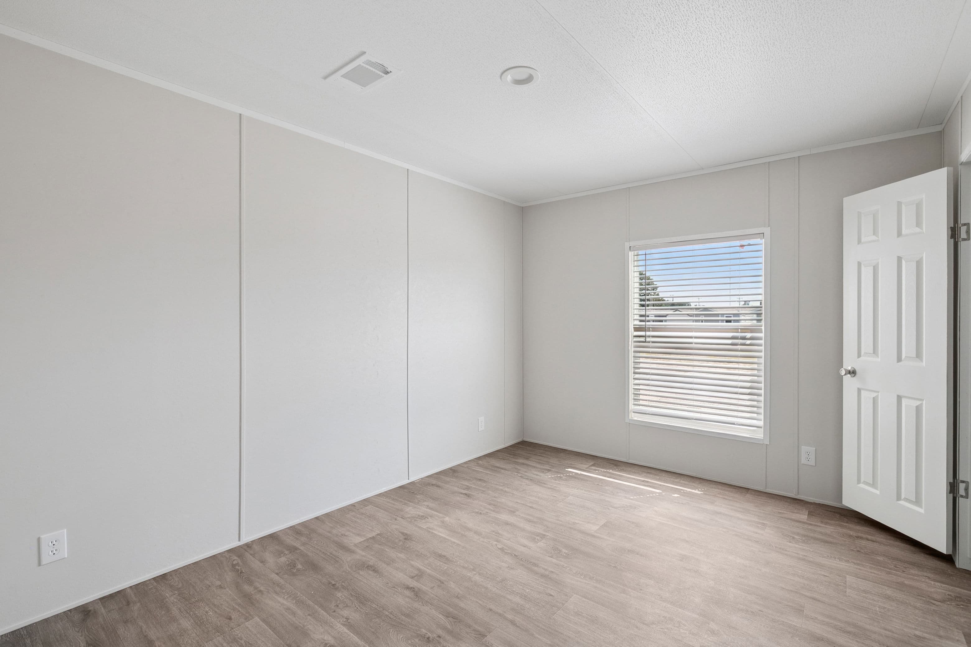 Trailblazer interior home features