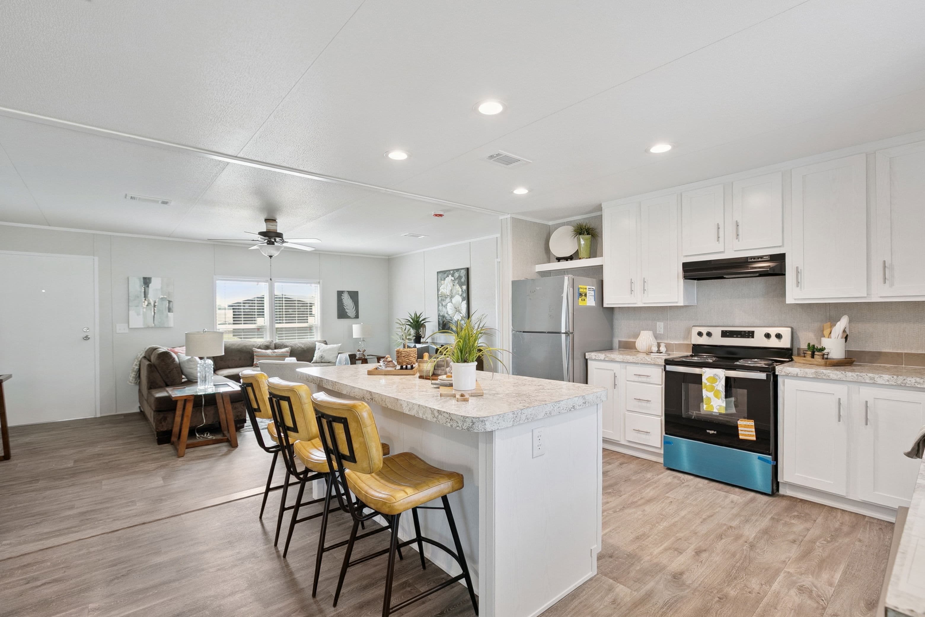 Trailblazer kitchen home features