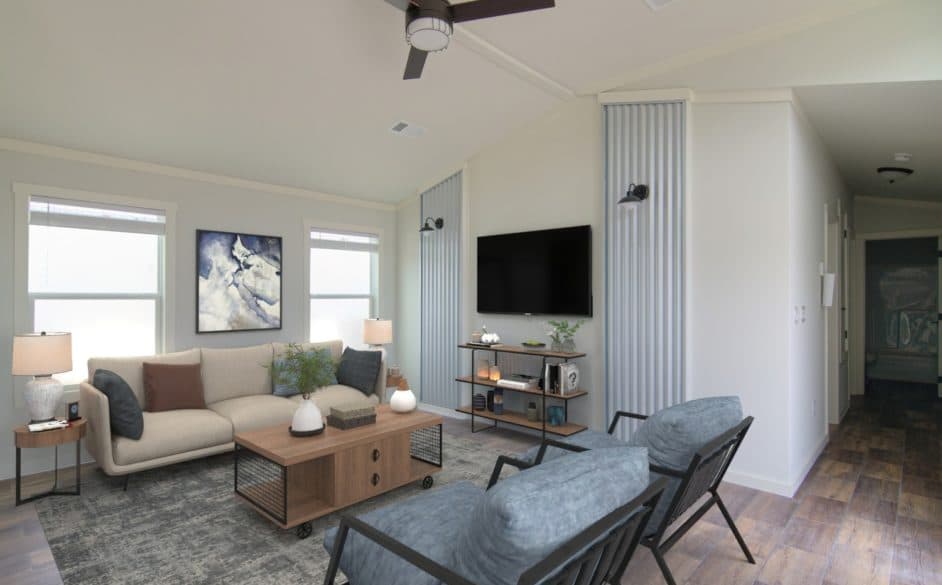 Sapphire 5863 interior home features