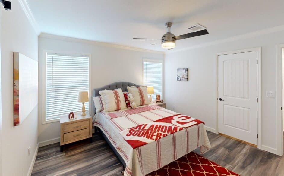 Vue s58-68m bedroom home features