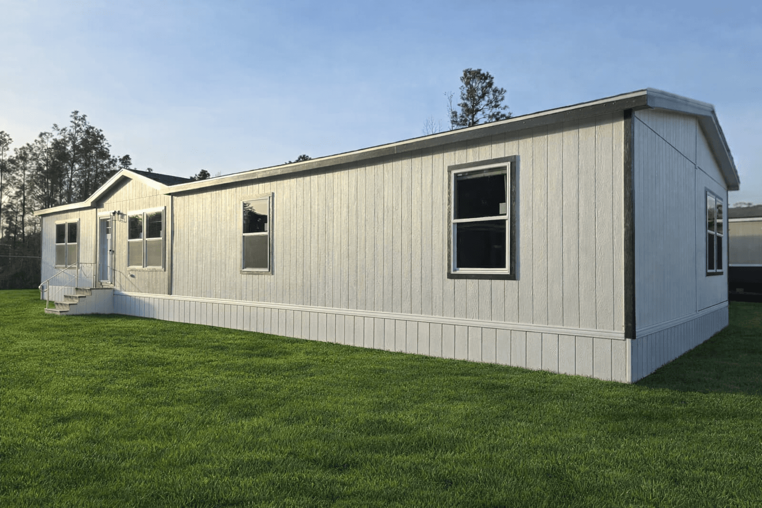 The crockett  hero home features