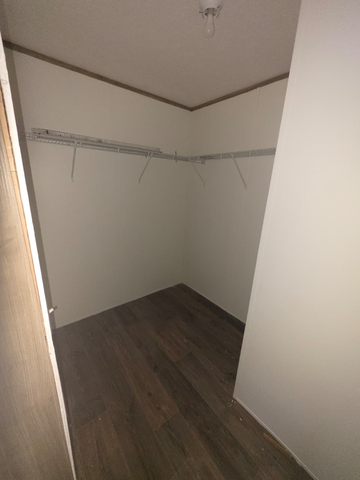 2018 clayton (pre-owned) interior home features