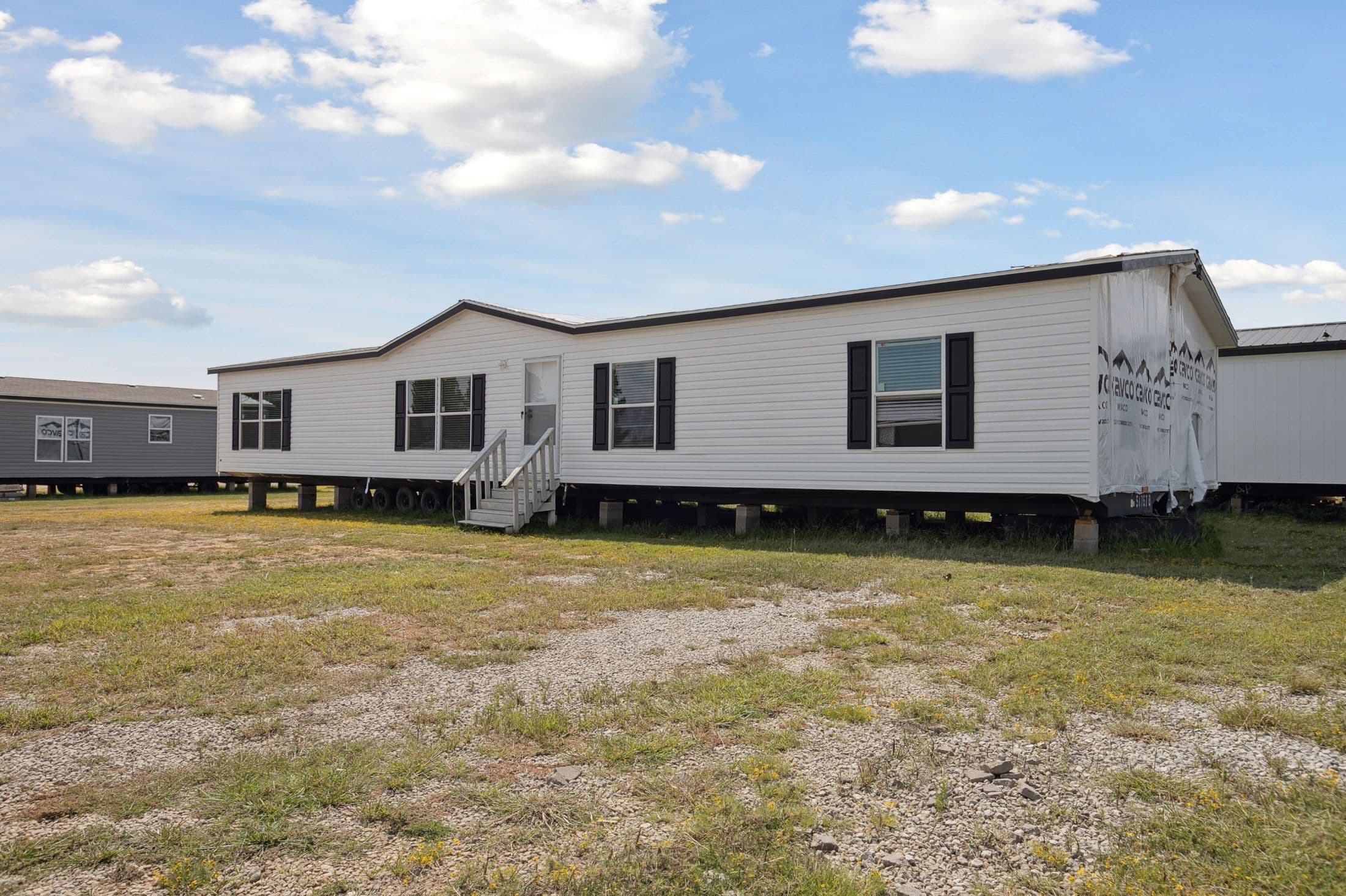 Valuhomes limited 28724p  exterior home features