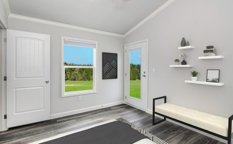 Starling d40ep8 bedroom home features