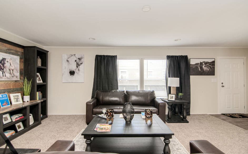 Bandera 3356 interior home features