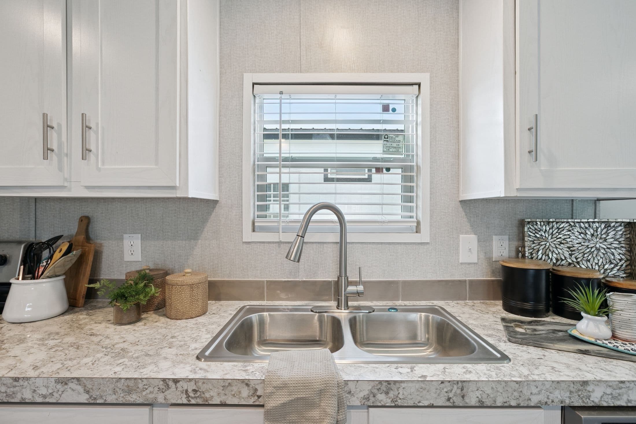 Valuhomes limited 28724p  kitchen home features