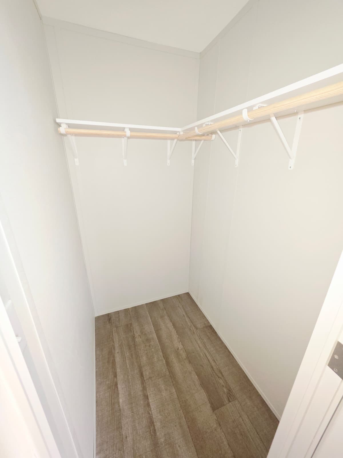 Scorpio 9469  home features