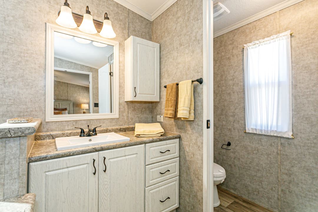 Classic c-3264-32bp bathroom home features