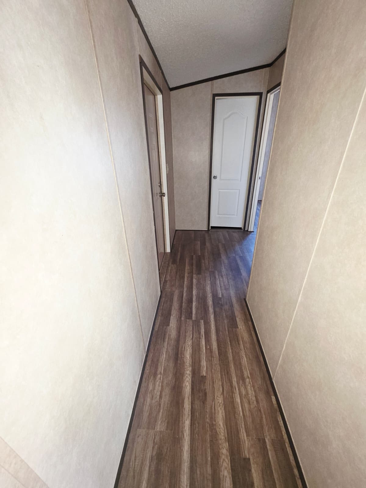 2019 legacy 1664-32c (pre-owned)  home features